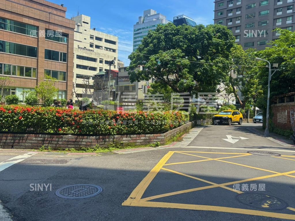 Ｈ２５精緻小宅邸房屋室內格局與周邊環境