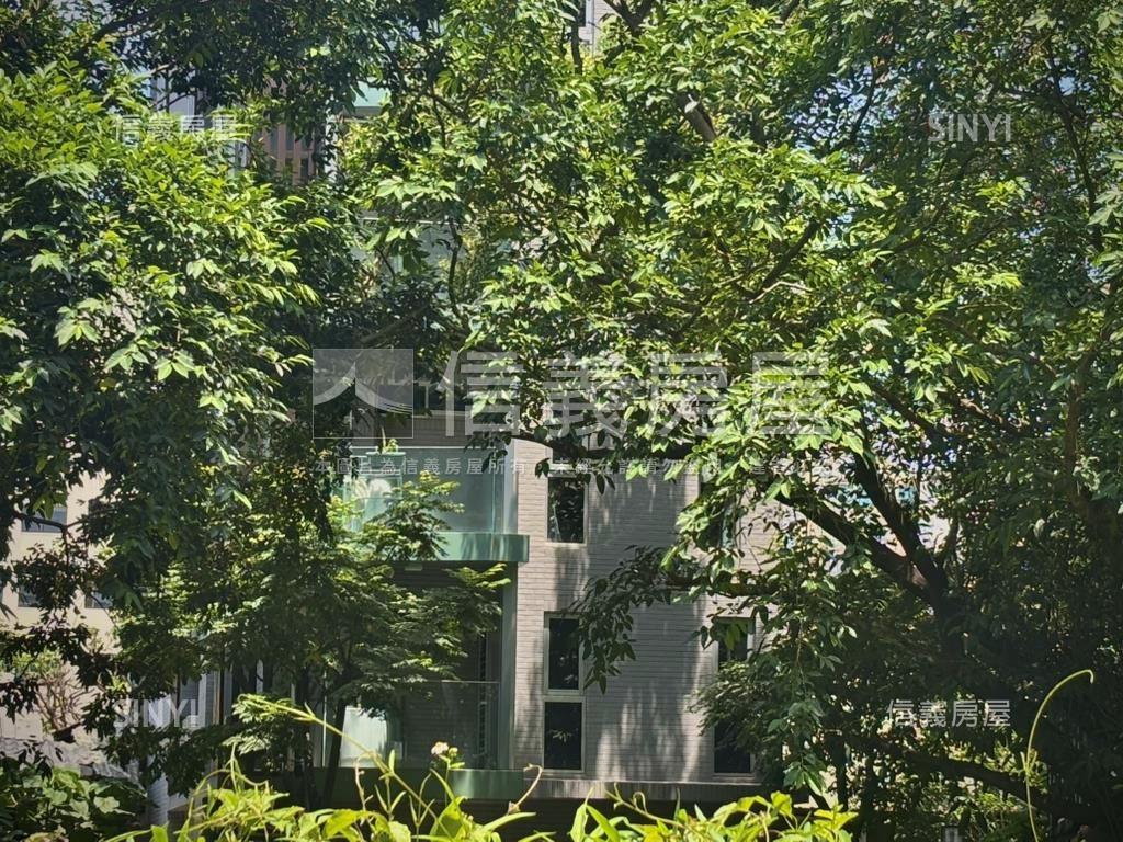 Ｈ２５精緻小宅邸房屋室內格局與周邊環境