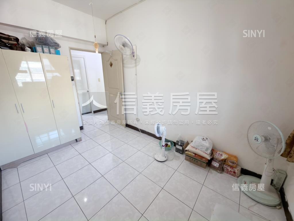 【凱悅】四房平面車位房屋室內格局與周邊環境