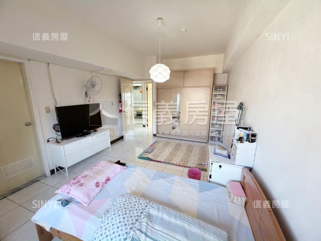 【凱悅】四房平面車位房屋室內格局與周邊環境