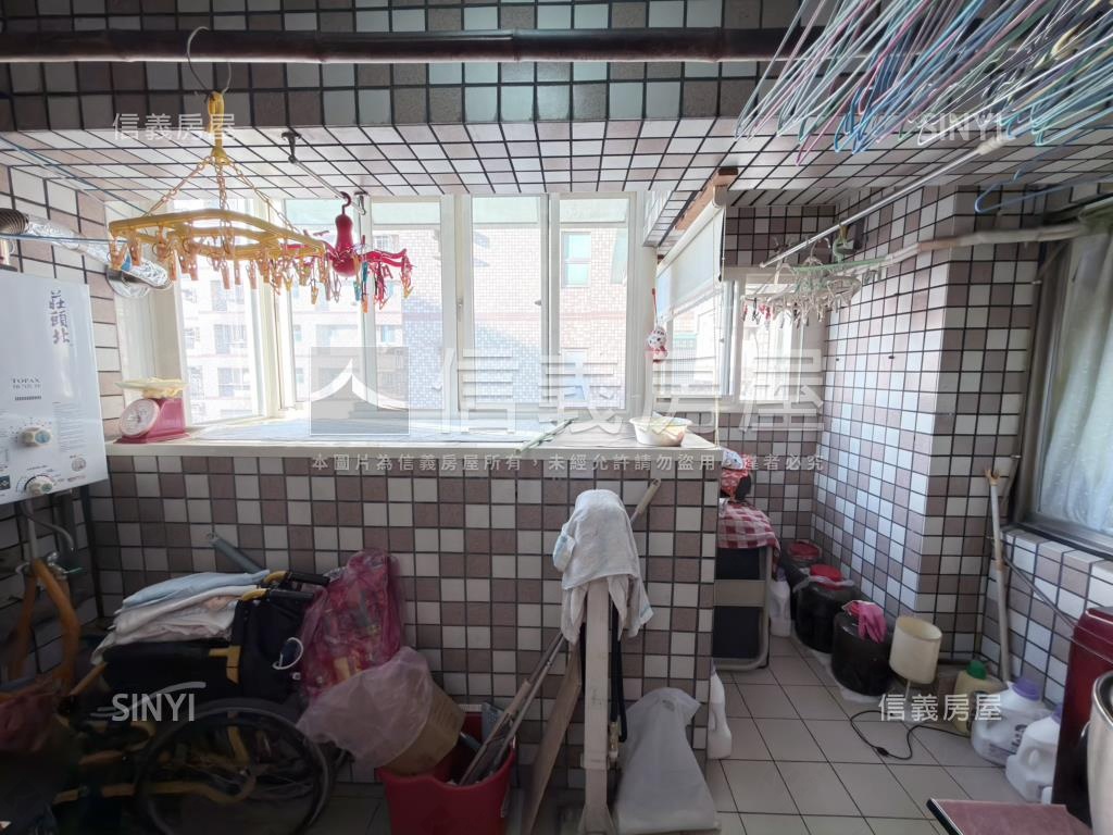 【凱悅】四房平面車位房屋室內格局與周邊環境