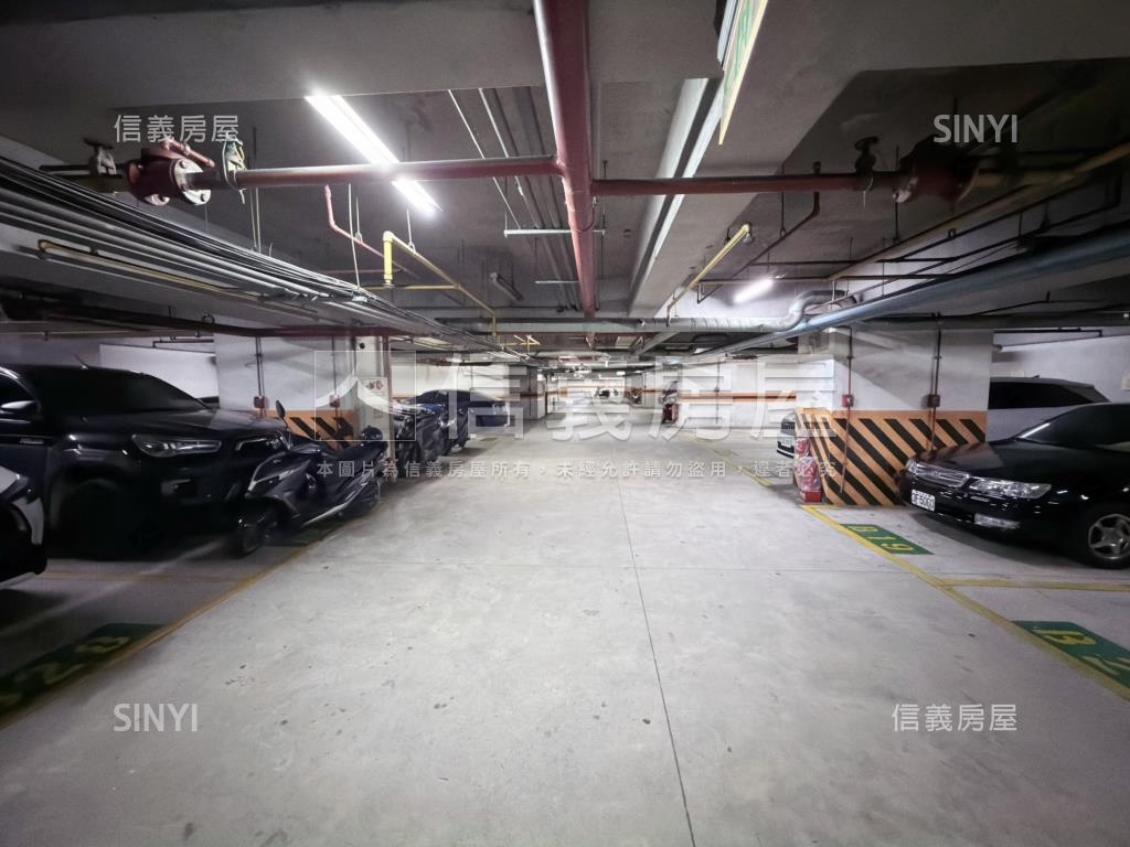 【凱悅】四房平面車位房屋室內格局與周邊環境