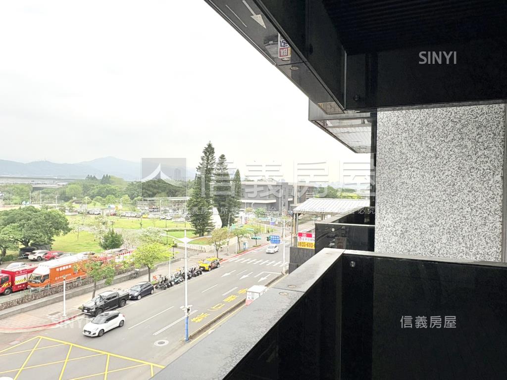 官景花博公園綠意豪邸房屋室內格局與周邊環境