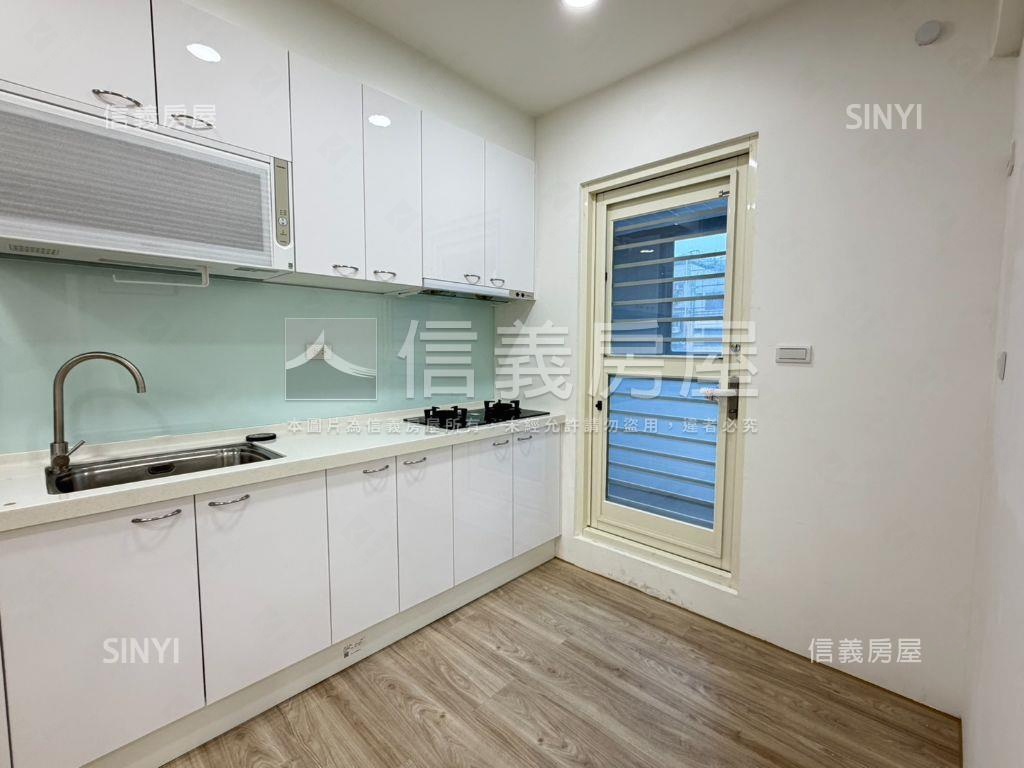 ★三重捷運精美電梯Ｂ戶房屋室內格局與周邊環境