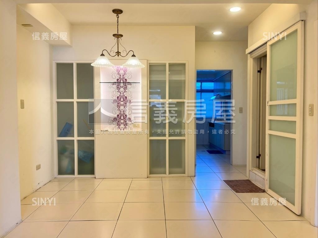 【專簽】黎明玉璽機上車位房屋室內格局與周邊環境