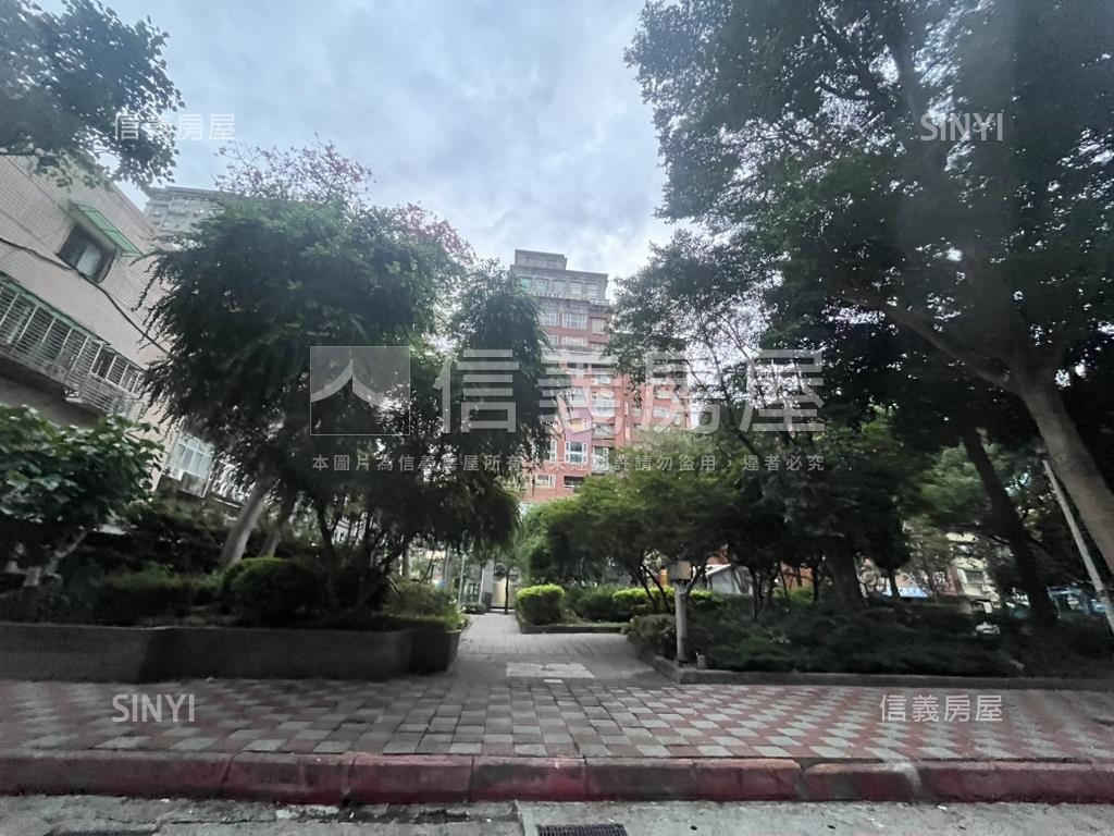 面公園第凡內精品高眺美屋房屋室內格局與周邊環境