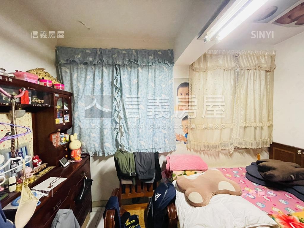 龍虎公寓三房房屋室內格局與周邊環境