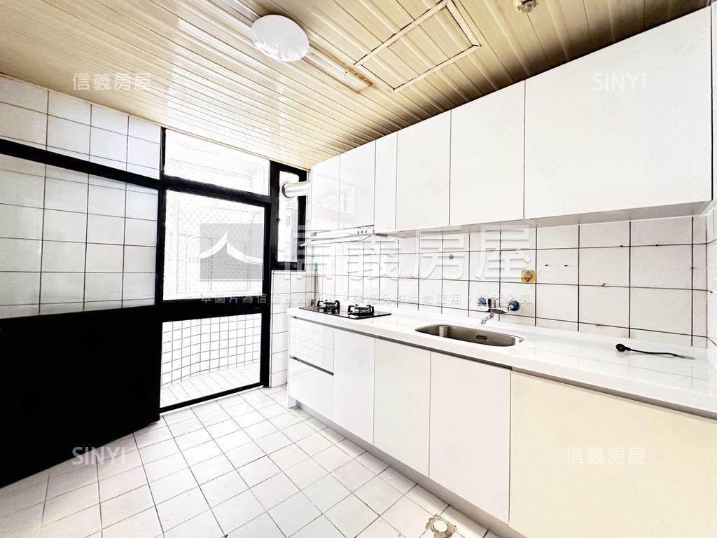 ［近水安宮站］大三房平車房屋室內格局與周邊環境