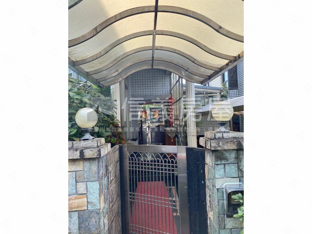 金石山莊稀有透天房屋室內格局與周邊環境