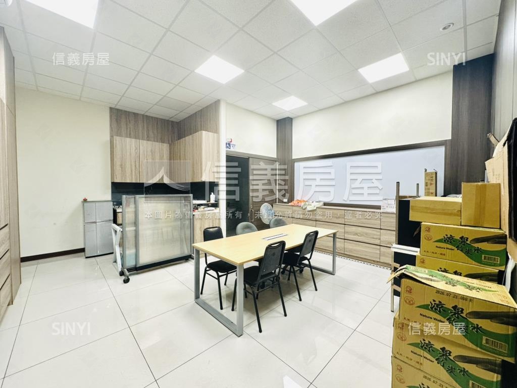 八德東勇雙面寬店面房屋室內格局與周邊環境