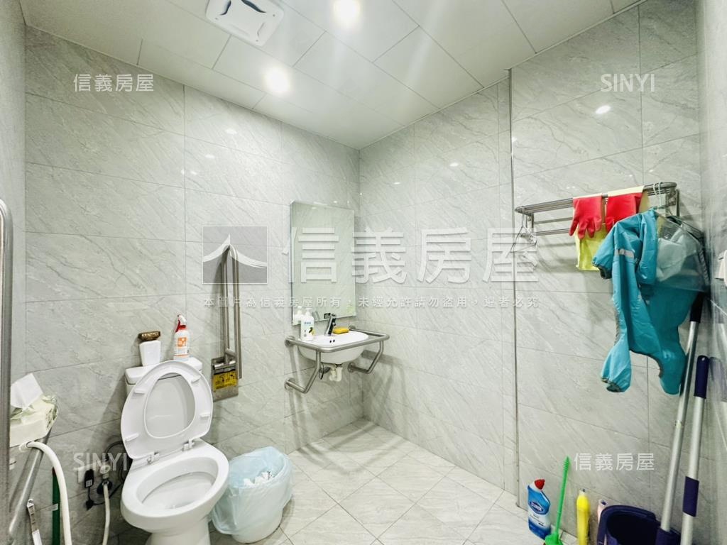 八德東勇雙面寬店面房屋室內格局與周邊環境