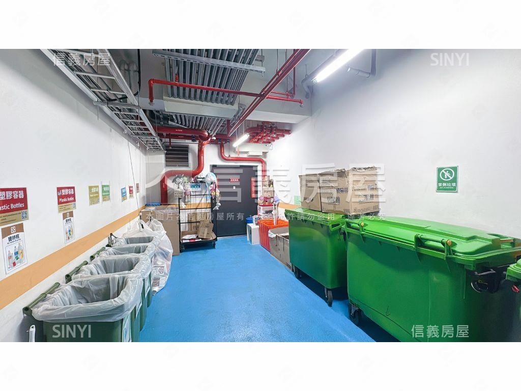 奇幻莊園裝潢兩房車位房屋室內格局與周邊環境
