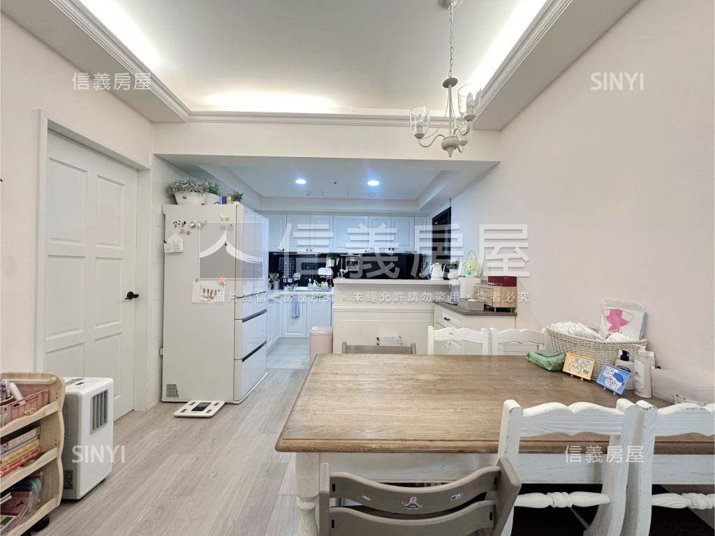 成功大道外棟大三房雙車位房屋室內格局與周邊環境