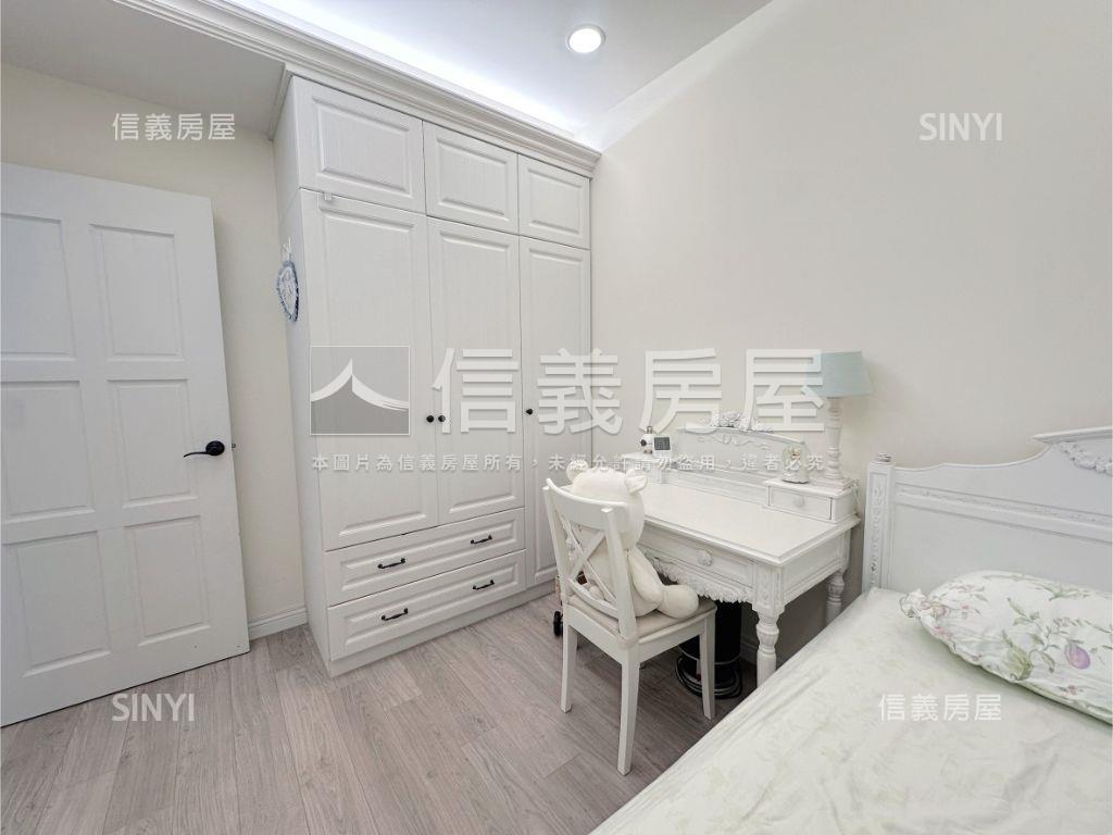 成功大道外棟大三房雙車位房屋室內格局與周邊環境