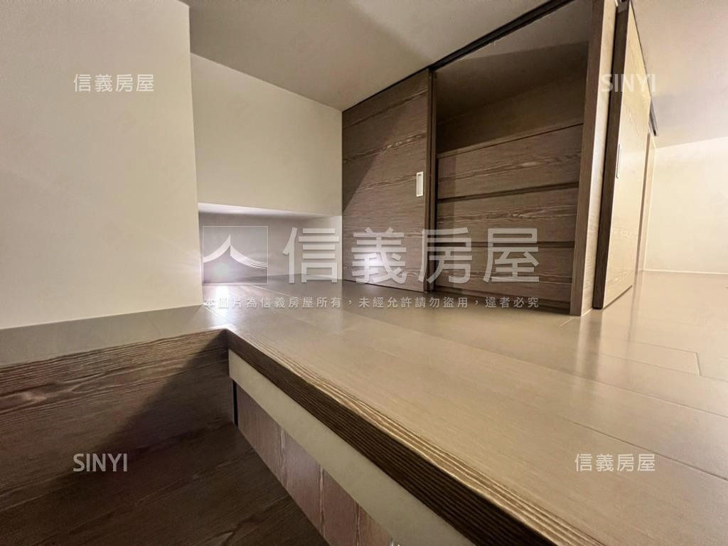 首席之星★後棟發樓ＭＥ房屋室內格局與周邊環境