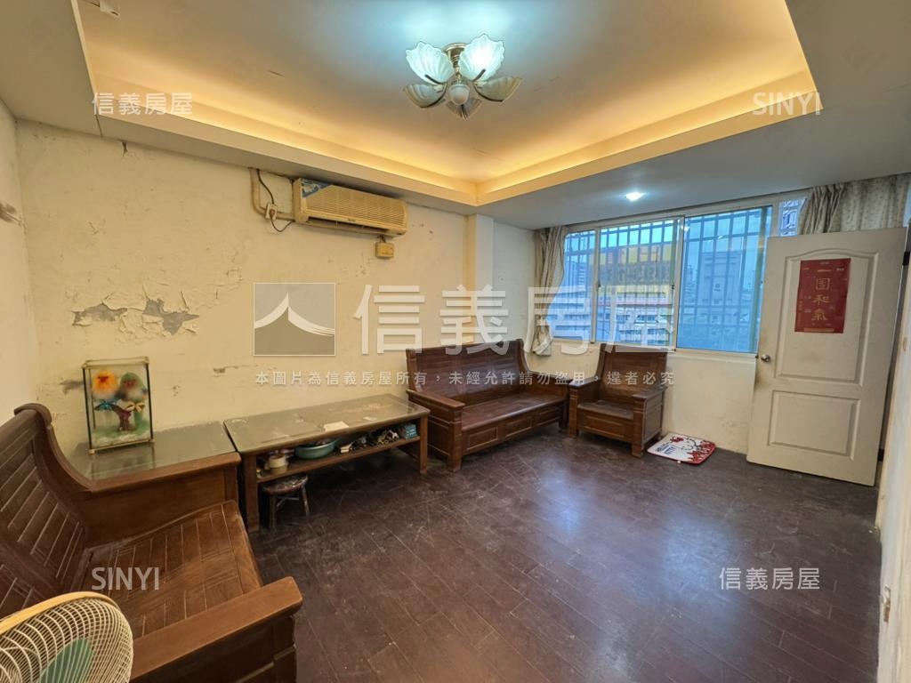 三面採光方正美寓房屋室內格局與周邊環境