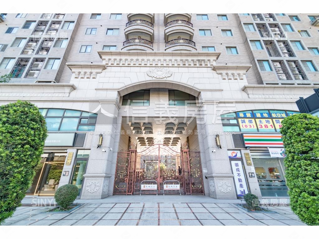 城市勳章８樓Ｂ１車位房屋室內格局與周邊環境