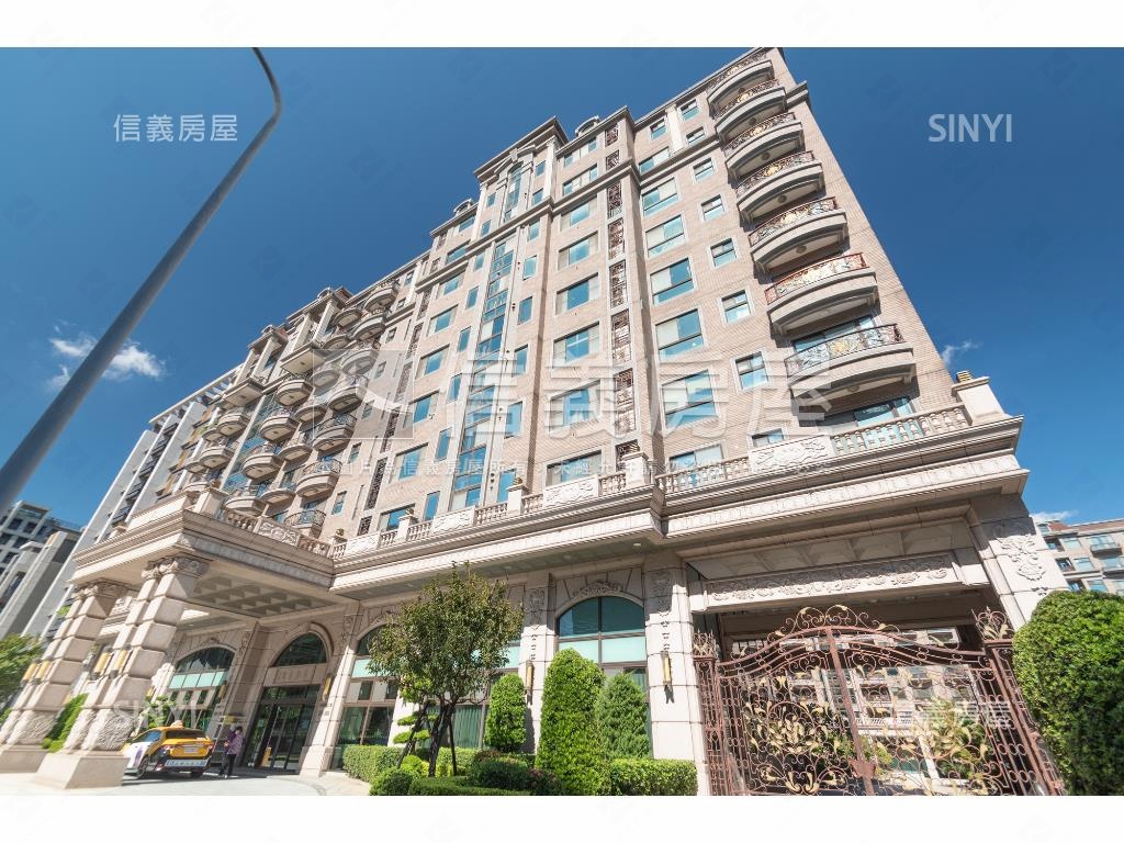 城市勳章８樓Ｂ１車位房屋室內格局與周邊環境