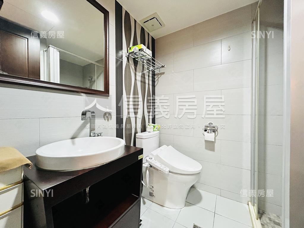 天域．低調奢華三房房屋室內格局與周邊環境