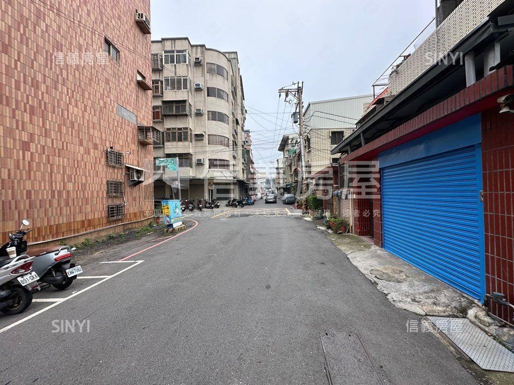 近竹北火車站３房加車位房屋室內格局與周邊環境