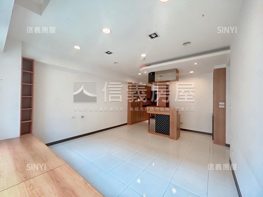 精美杜拜美兩房帶車位房屋室內格局與周邊環境