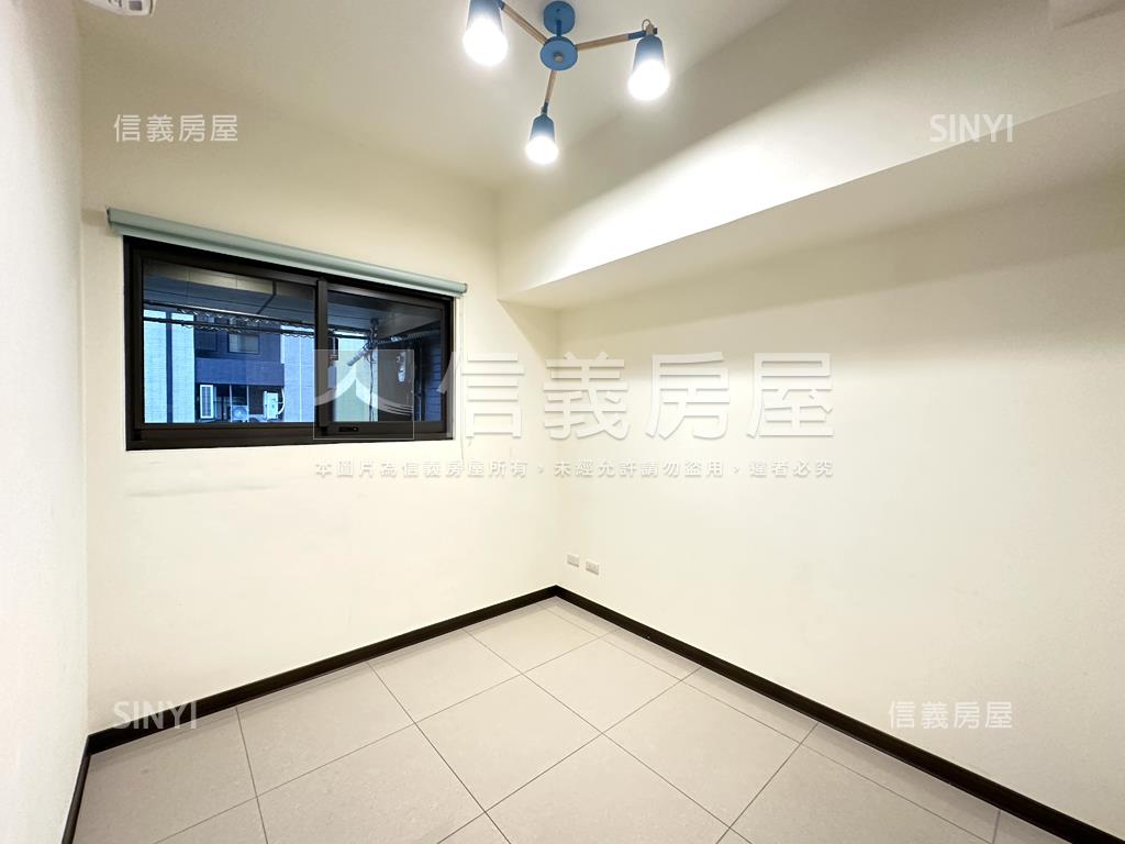 新潤青峰公園景觀三房車位房屋室內格局與周邊環境