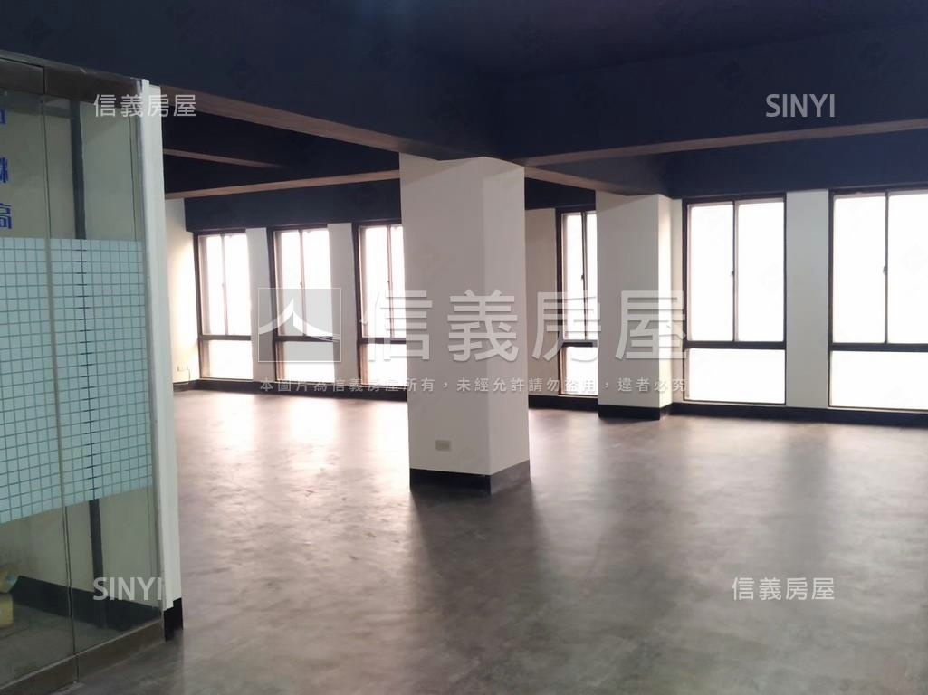 近捷運中正復興整層商辦讚房屋室內格局與周邊環境
