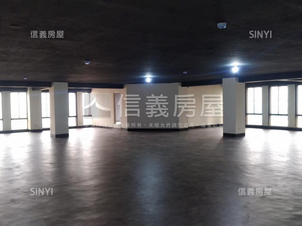 近捷運中正復興整層商辦讚房屋室內格局與周邊環境