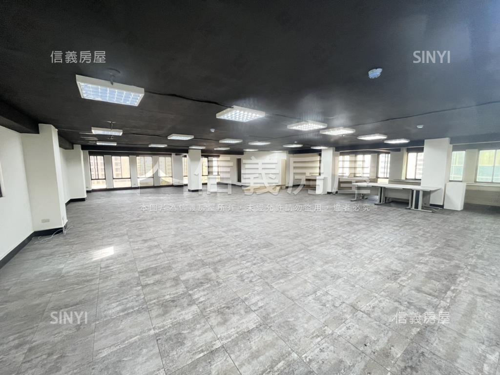 近捷運中正復興整層商辦讚房屋室內格局與周邊環境