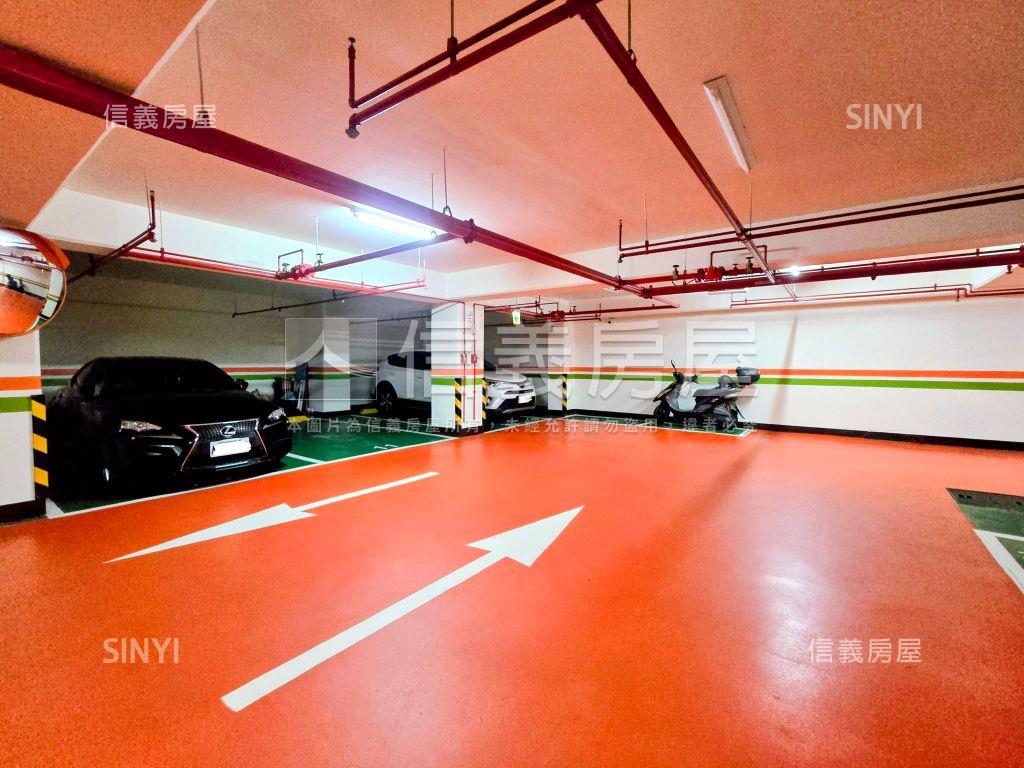 低總價電梯三房坡平車位房屋室內格局與周邊環境