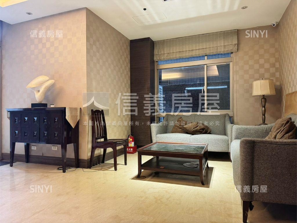 久康兩房車位房屋室內格局與周邊環境