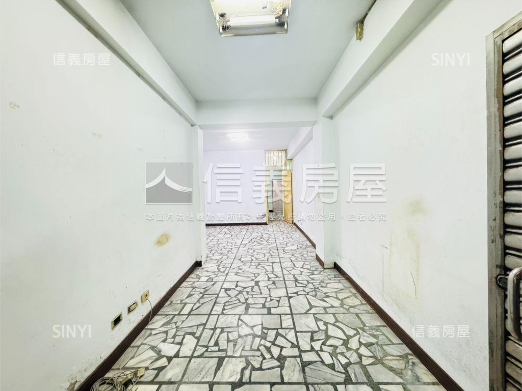 近菜寮站低總價輕齡一樓房屋室內格局與周邊環境