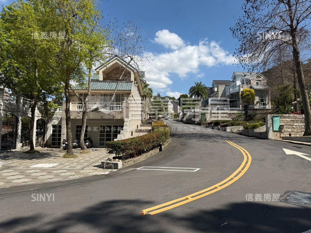 台中鴻禧帝王戶獨棟別墅房屋室內格局與周邊環境