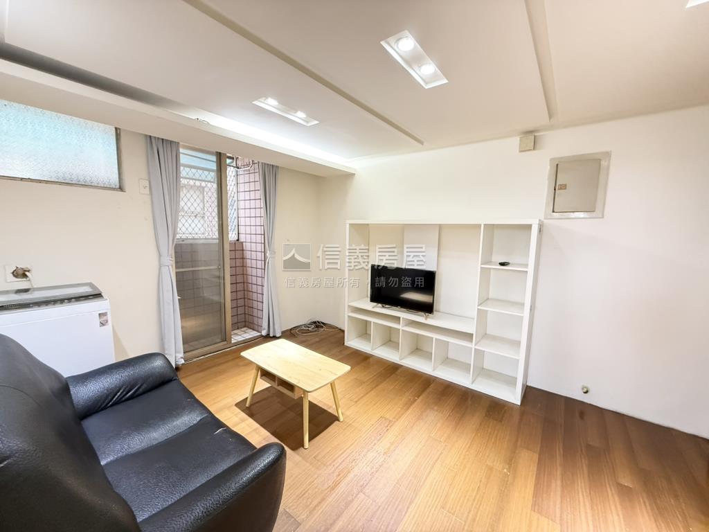 稀有！太宇尊爵一房一廳房屋室內格局與周邊環境