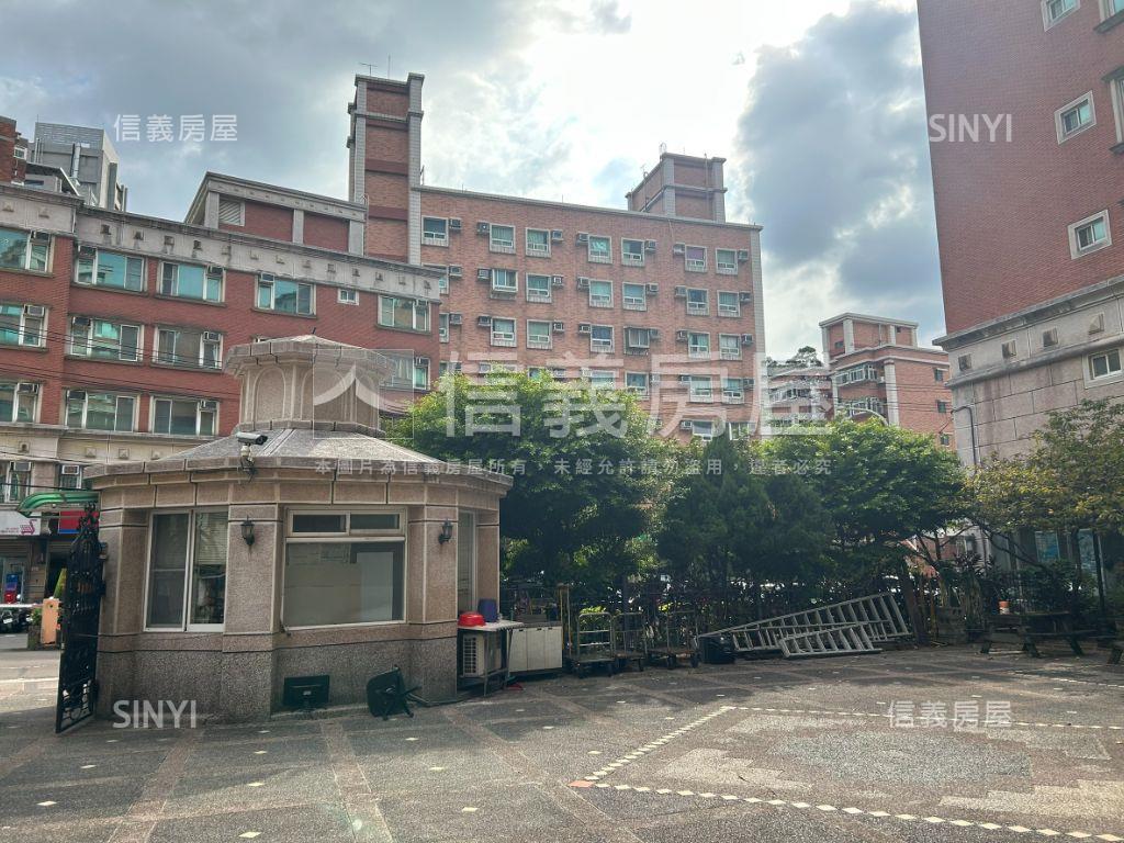 推《銘傳寶利發收租聖品》房屋室內格局與周邊環境