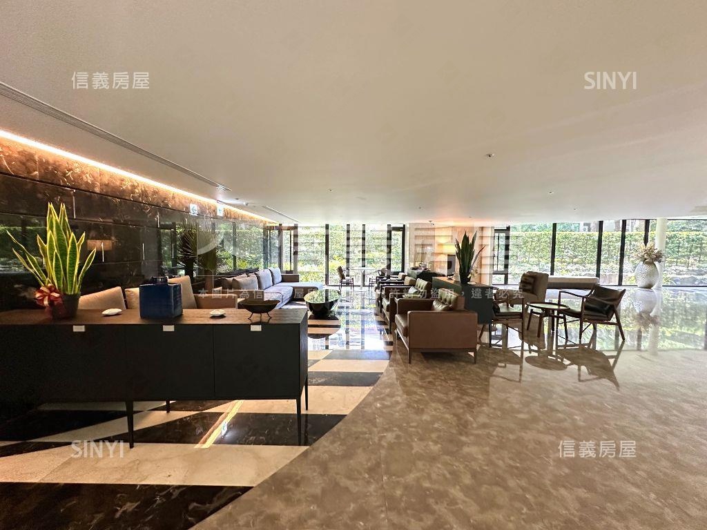 全坤雲峰。水岸層峰美邸房屋室內格局與周邊環境