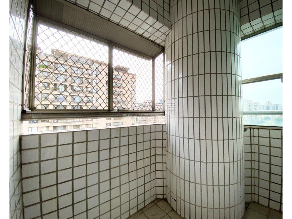 都會風尚三房陽光美屋房屋室內格局與周邊環境