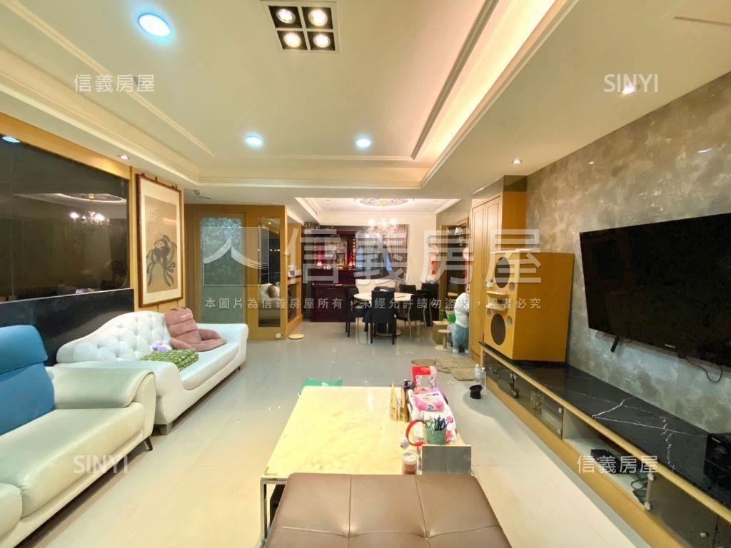 專任【宜誠君悅】時尚景觀房屋室內格局與周邊環境