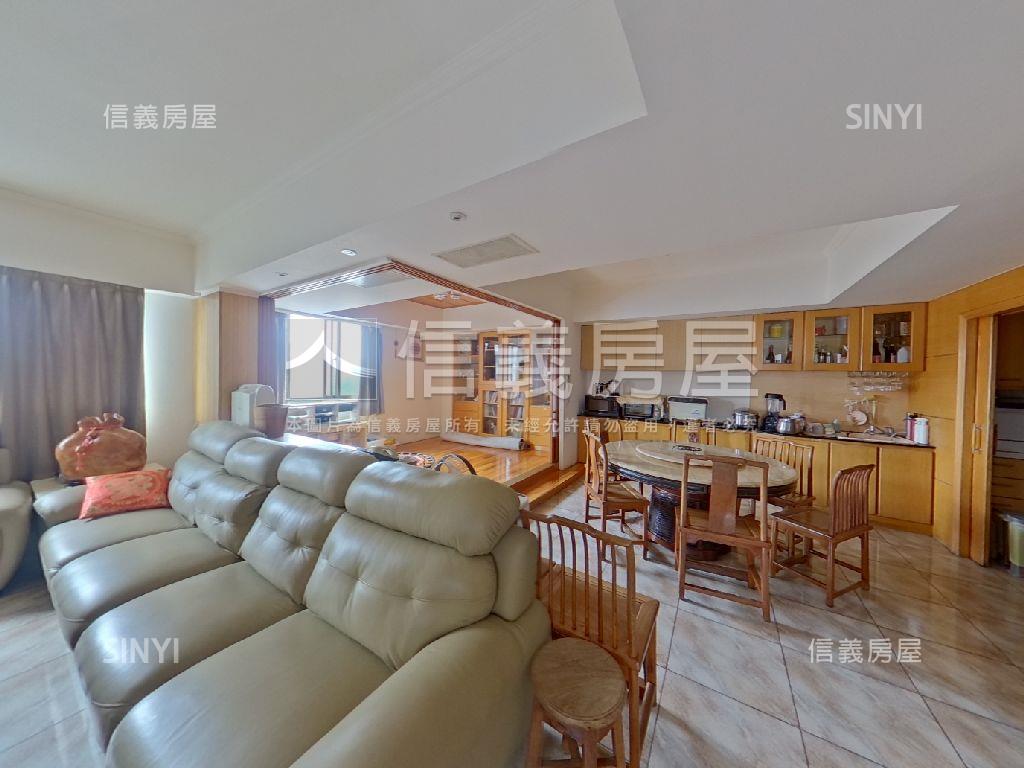 正七期◇大面寬◇電梯角店房屋室內格局與周邊環境