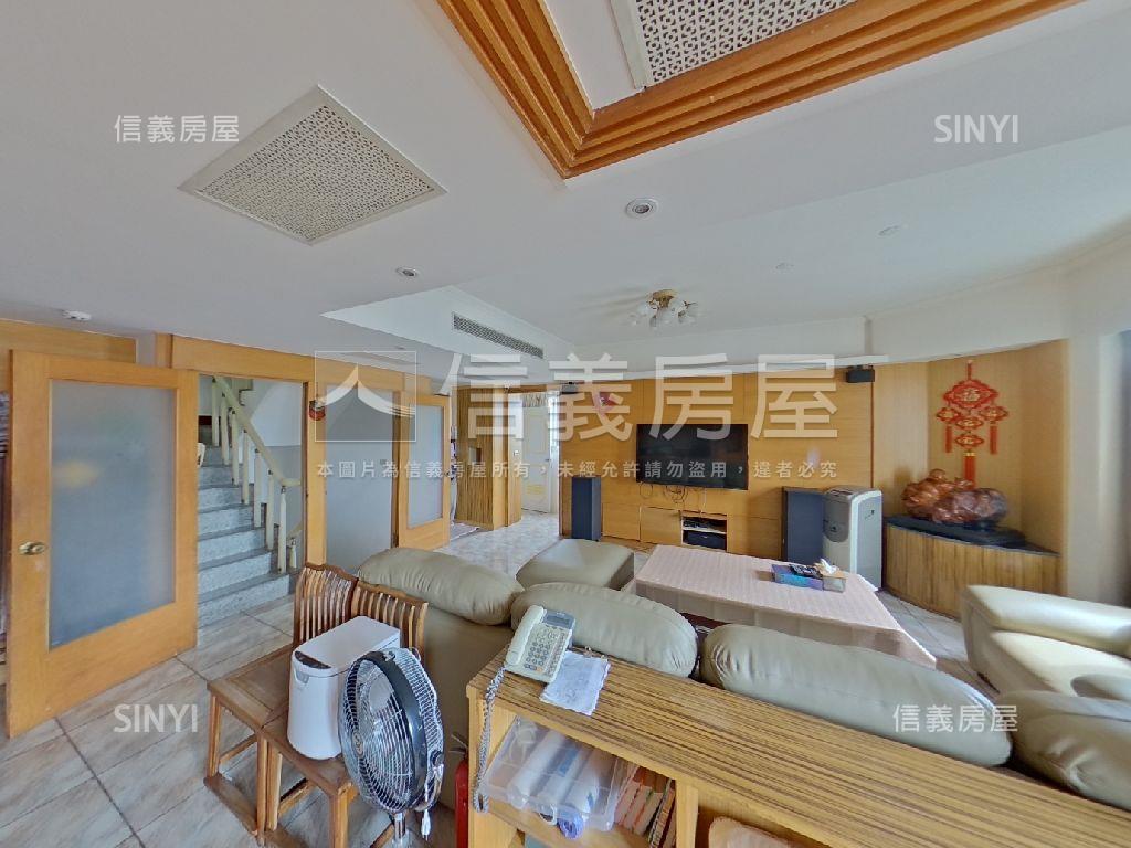 正七期◇大面寬◇電梯角店房屋室內格局與周邊環境