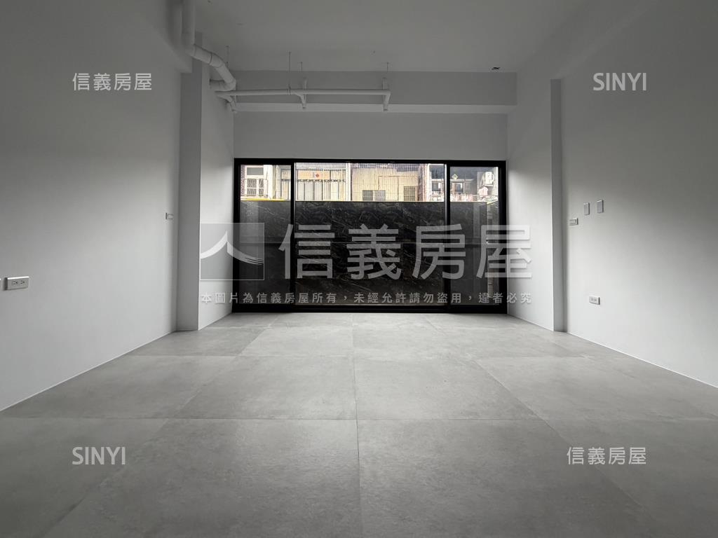 東區全新未住車墅房屋室內格局與周邊環境