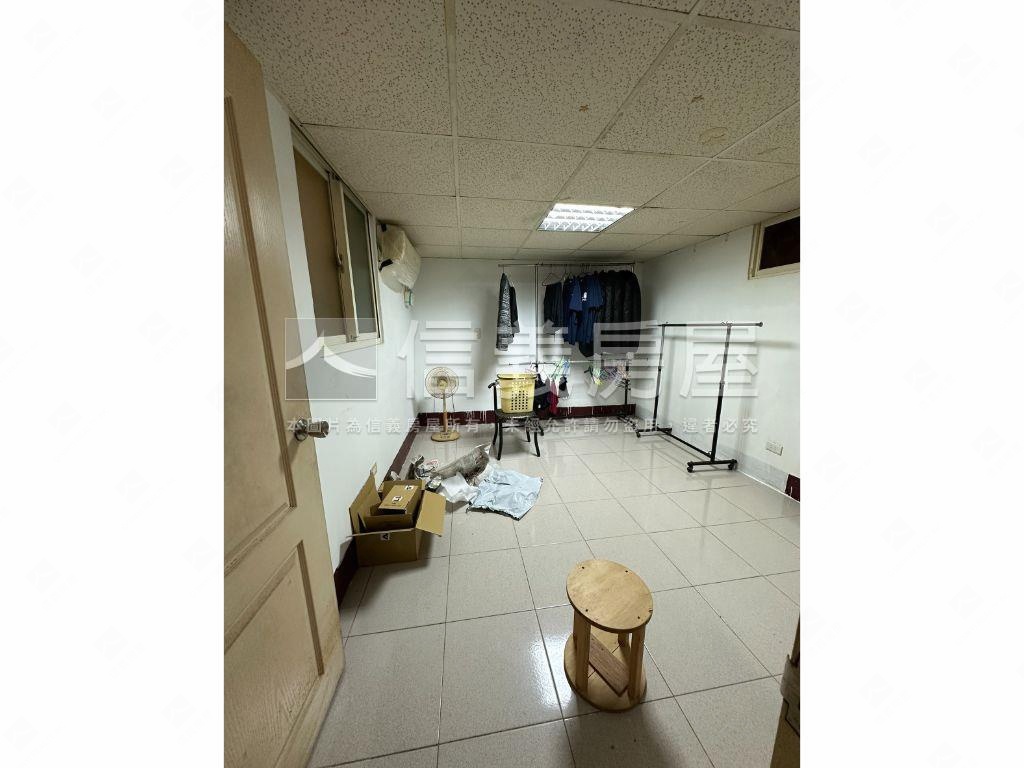 稀有住家小家庭房屋室內格局與周邊環境