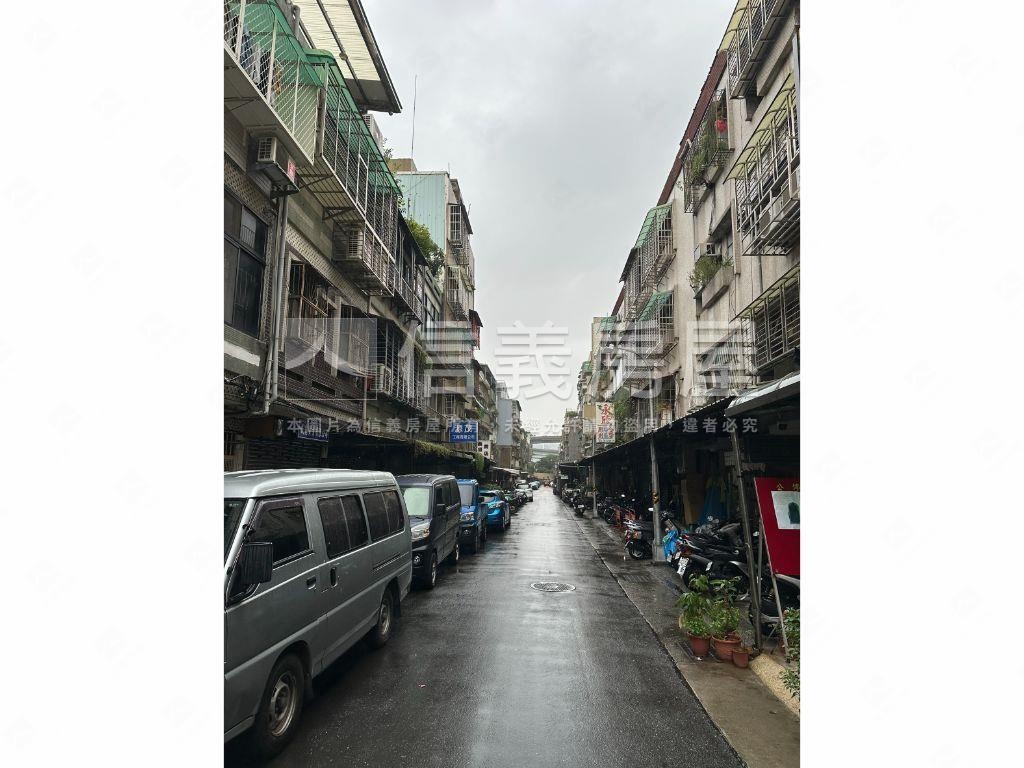 稀有住家小家庭房屋室內格局與周邊環境