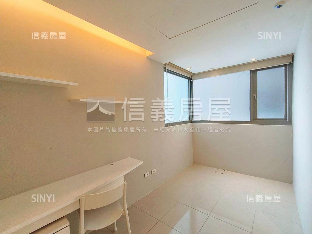 愛眉⍍莊兩房車位房屋室內格局與周邊環境