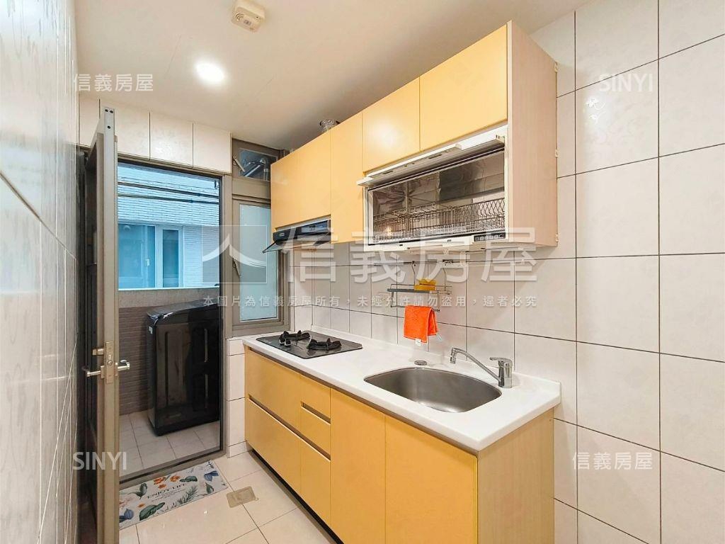 愛眉⍍莊兩房車位房屋室內格局與周邊環境