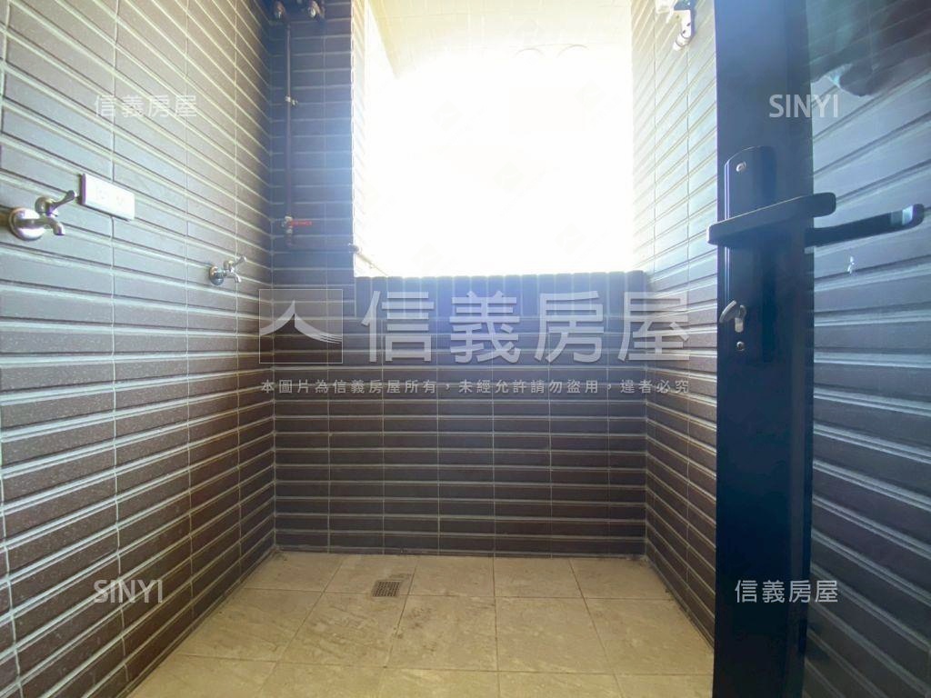 全新未住小時代６兩房平車房屋室內格局與周邊環境