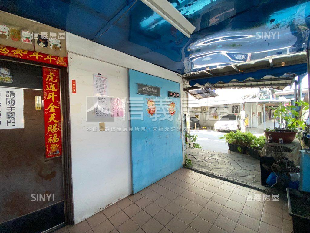 仁愛路附中面寬三角窗金店房屋室內格局與周邊環境