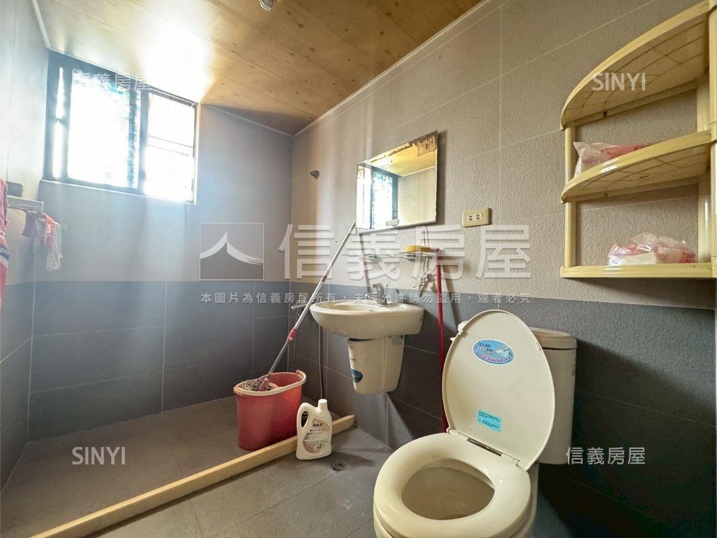 汐止龍璽低總價邊間４房房屋室內格局與周邊環境