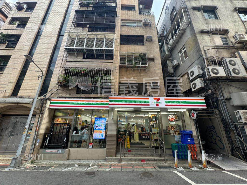 科技大樓旁超商店面房屋室內格局與周邊環境