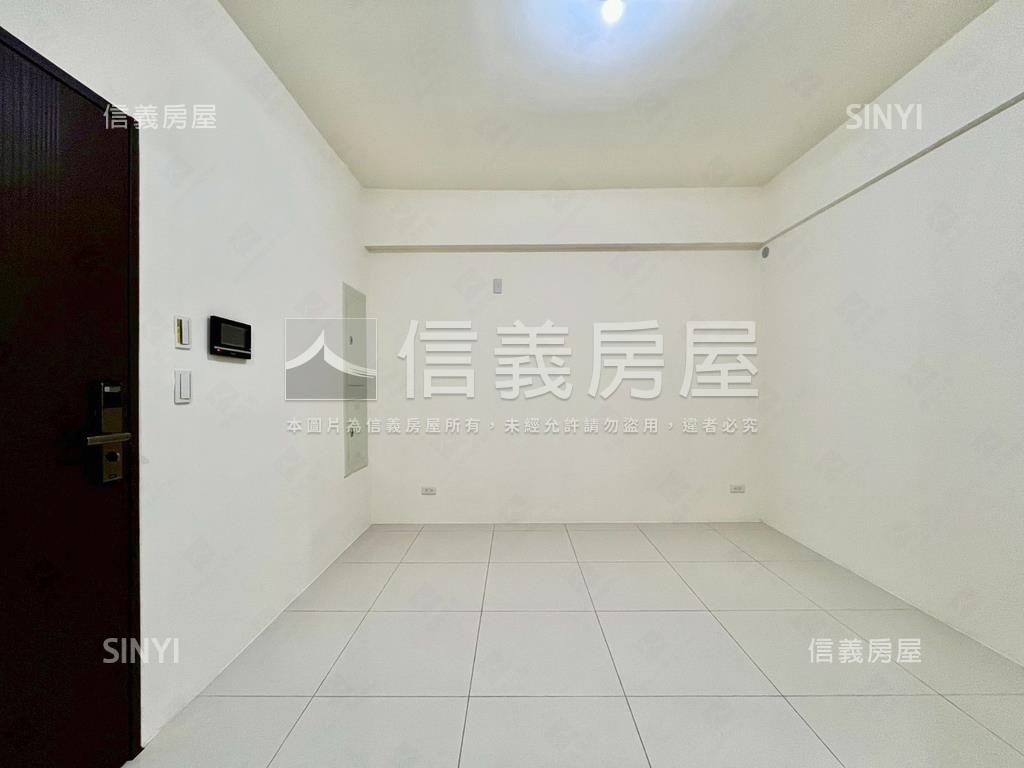 高大特區⭐全新兩房車位房屋室內格局與周邊環境